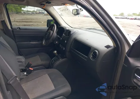 2013 Jeep Patriot Sport из США, поврежденный, VIN 1C4NJRBB8DD280593